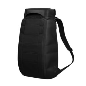 Db hugger backpack 30l black out
