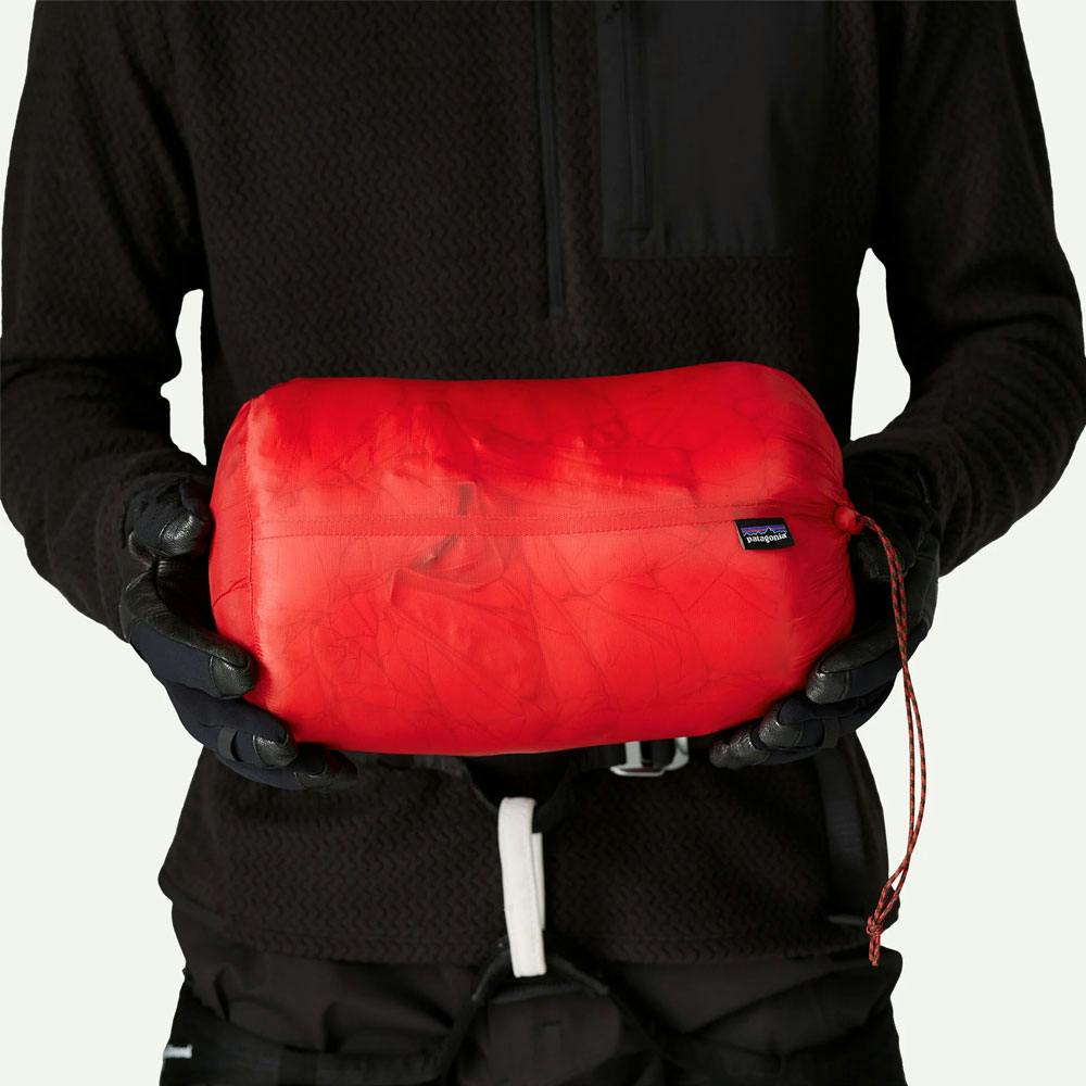 Patagonia grade vii down parka sizzle red - Bild 5