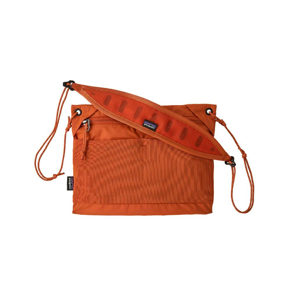 Patagonia terravia sacoche coal orange
