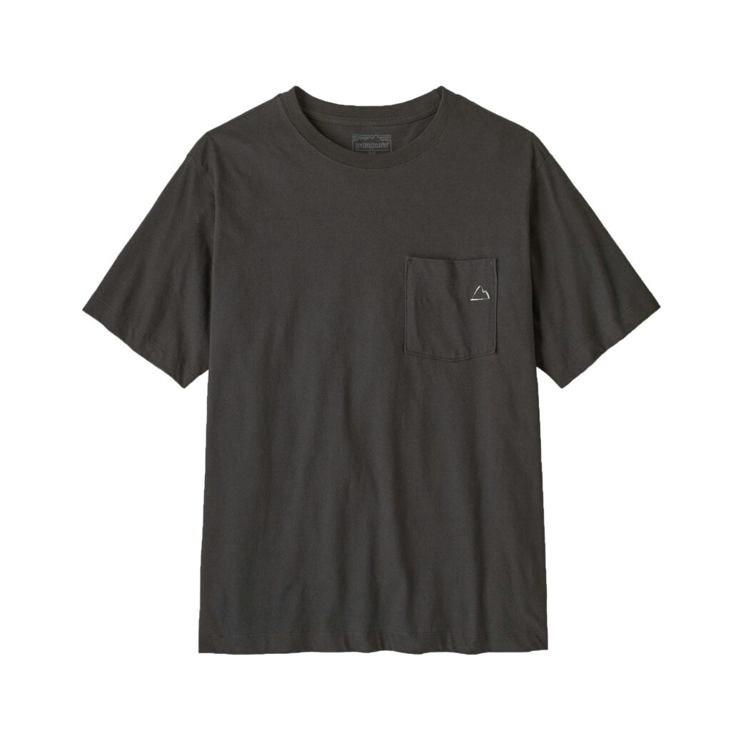 Patagonia m's fitz roy massif pocket tee ink black