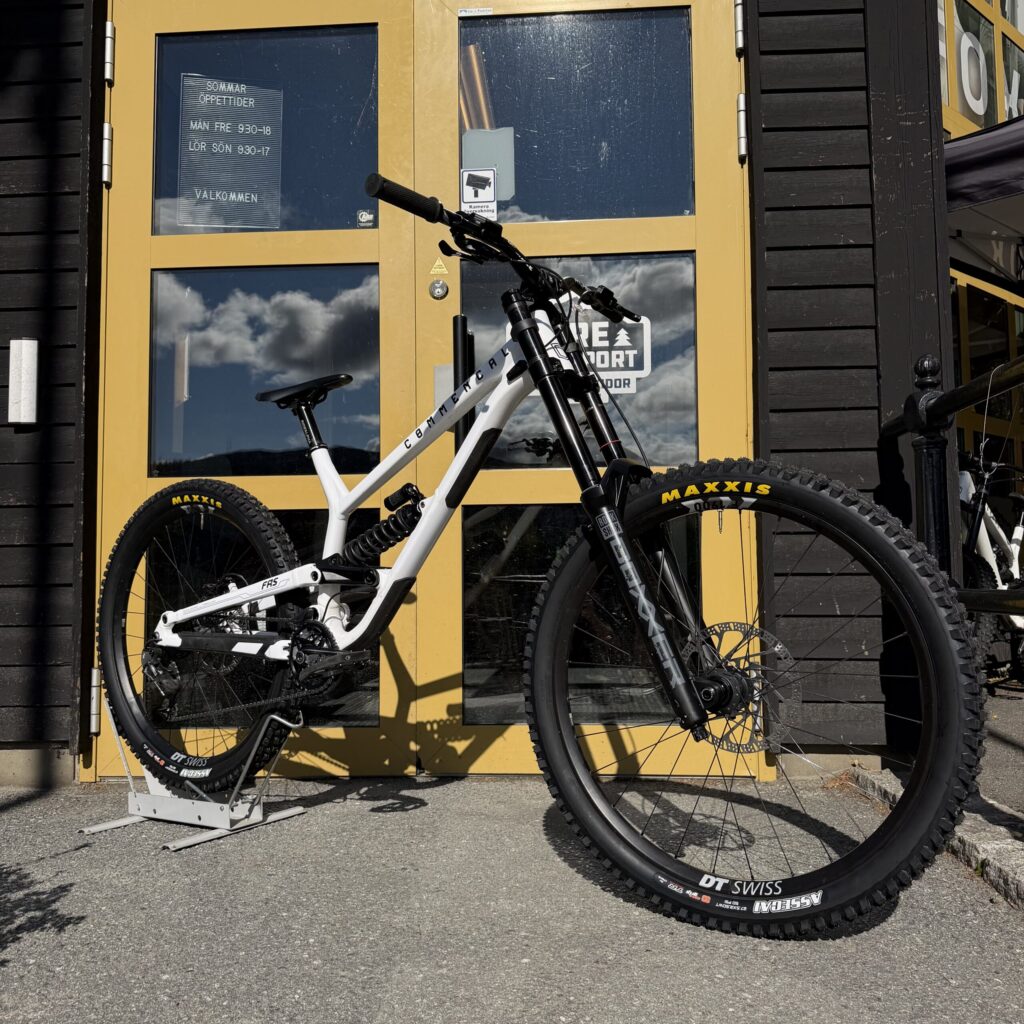 Begagnat - Commencal FRS Park Large cfl45